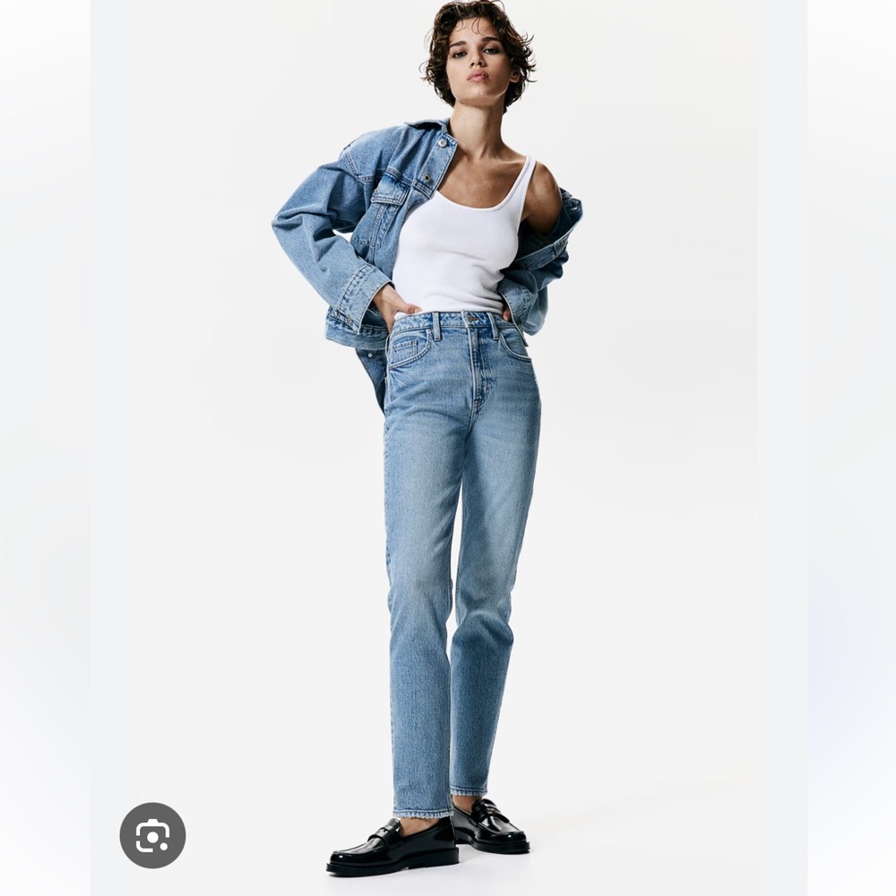 NWT Straight High Waisted Ankle Jeans